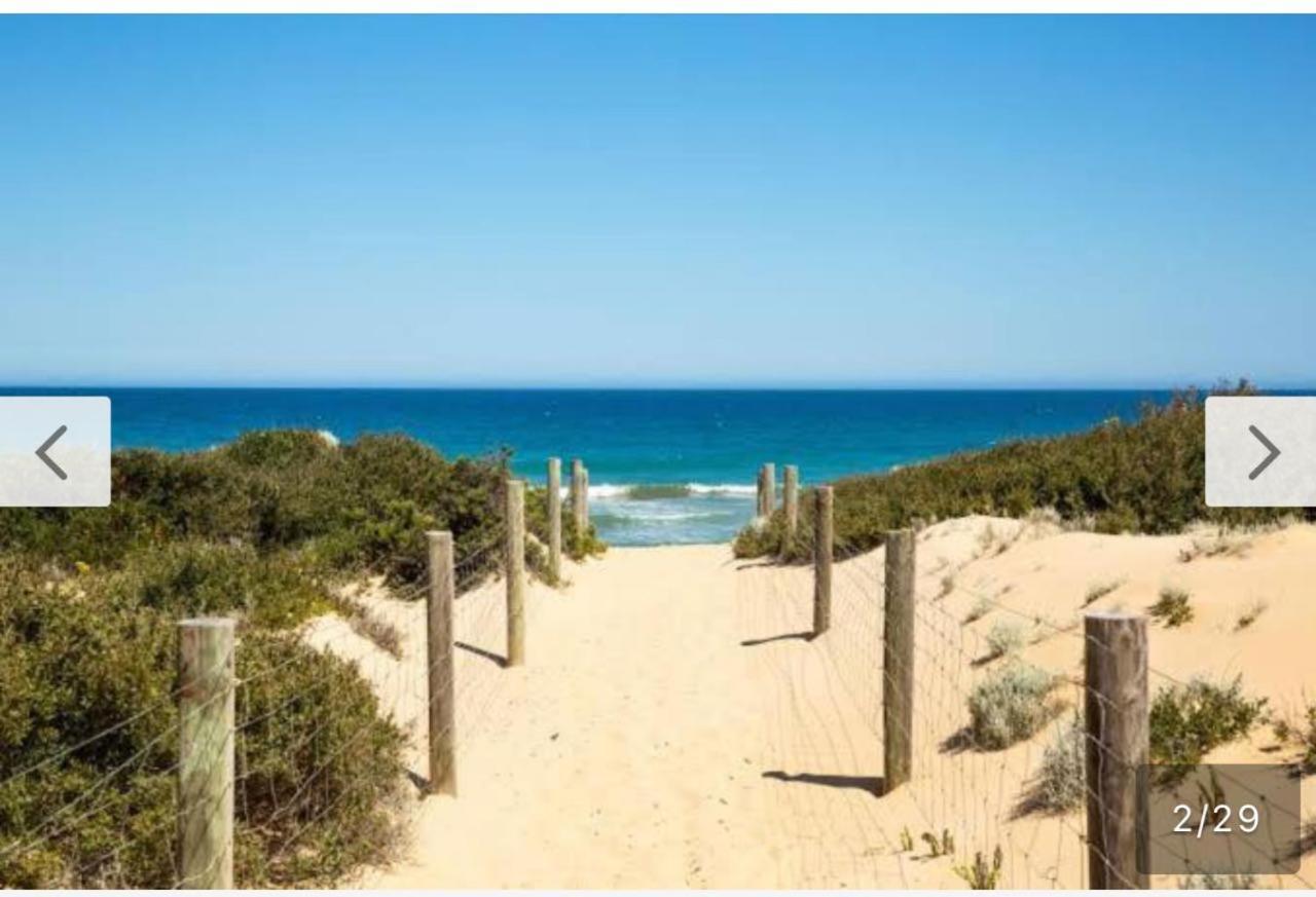 Black Swan Motor Inn Lakes Entrance Εξωτερικό φωτογραφία