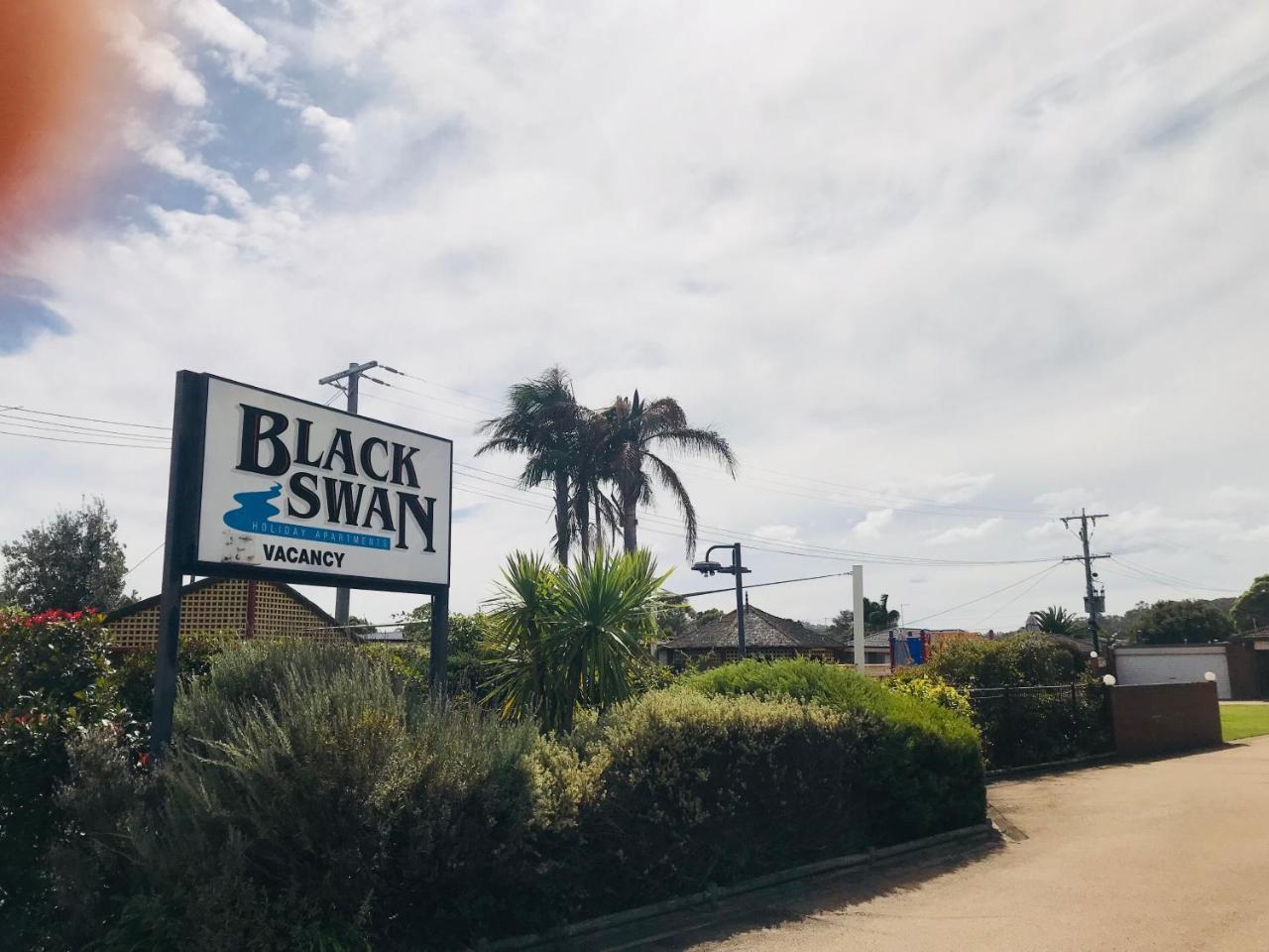 Black Swan Motor Inn Lakes Entrance Εξωτερικό φωτογραφία