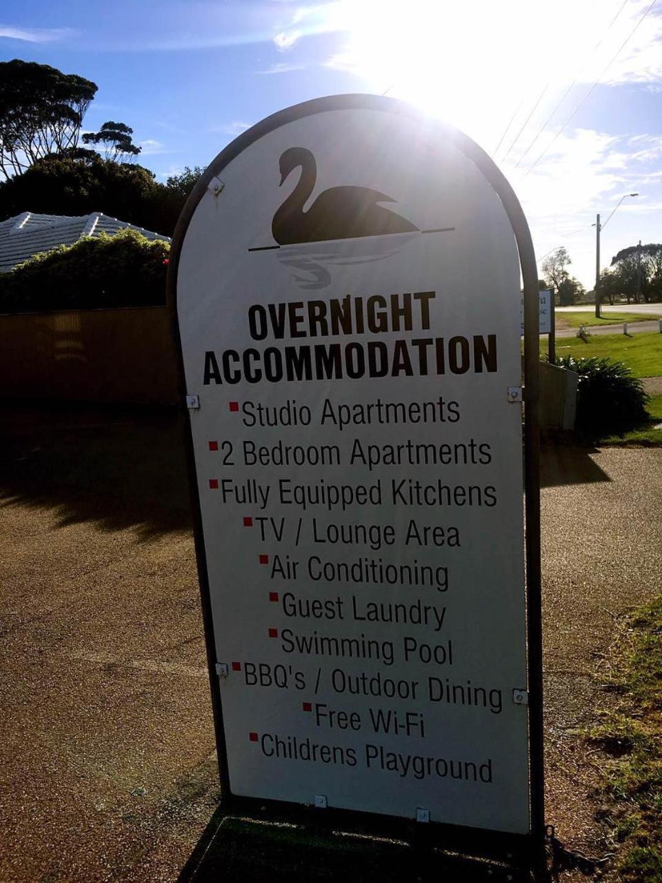 Black Swan Motor Inn Lakes Entrance Εξωτερικό φωτογραφία
